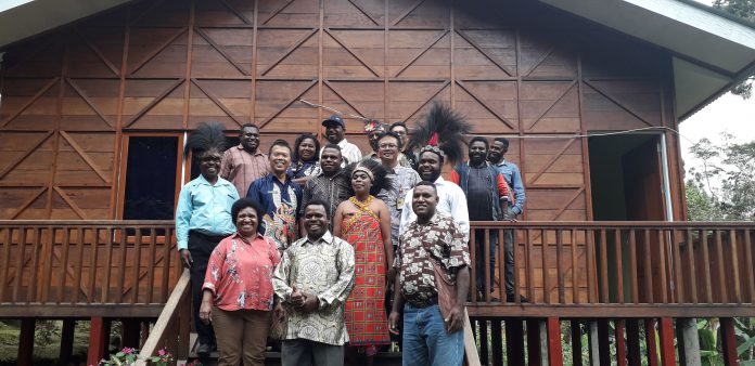 Rumah adat kaki seribu yang dibangun oleh PT. Pertamina di Kampung Kwau, Distrik Warmare