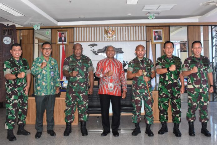 Pangdam XVIII Kasuari Mayjen TNI Gabriel Lema