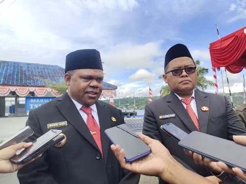 Bupati Hermus: Jaga Marwah NKRI di Tanah Papua dengan Semangat Pahlawan -  KLIKPAPUA