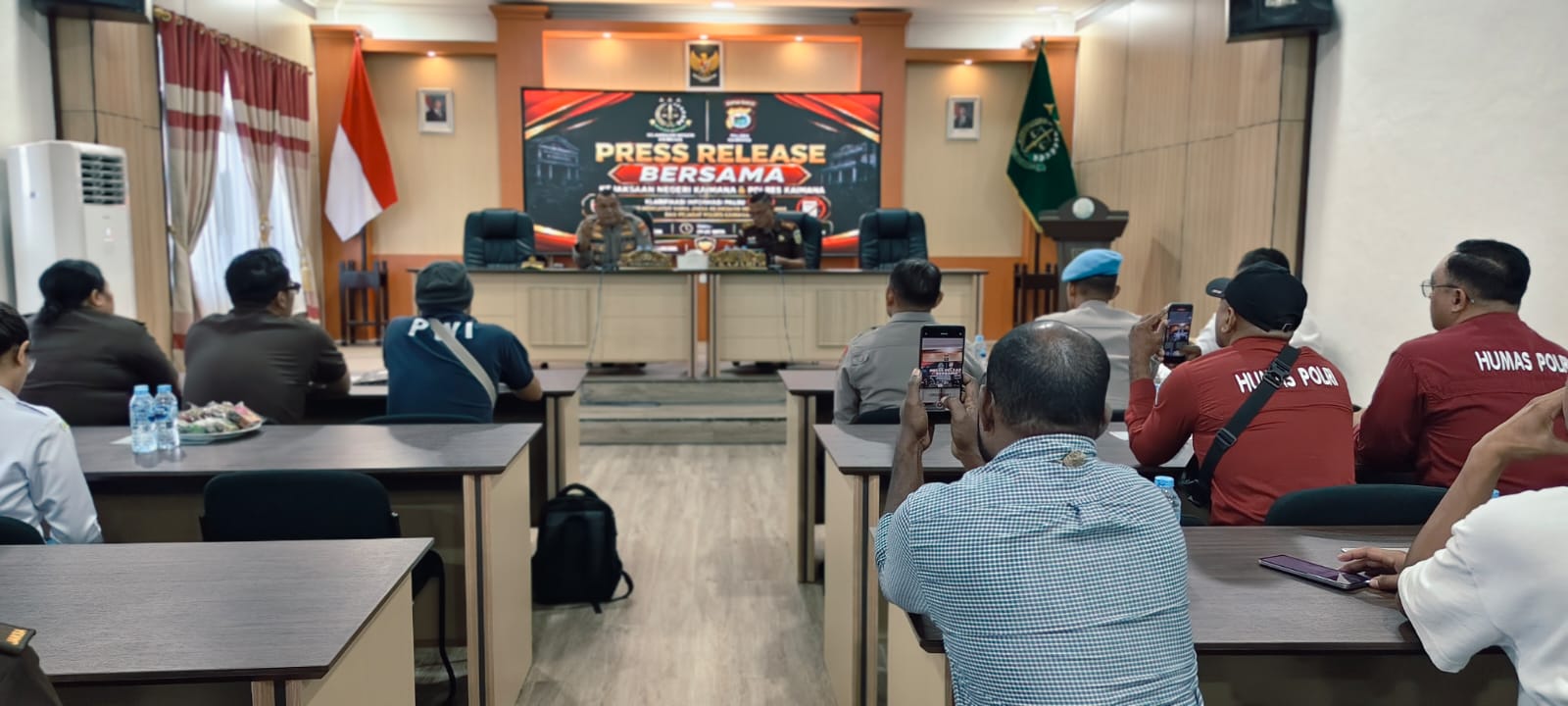 Kajari dan Wakapolres Kaimana Bantah Isu Miring Usai Viral di Media Sosial